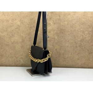 BOTTEGA VENETA 667398 MOUNT ENVELOPE SHOULDER BAG